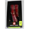 Image 1 : BOX OF SWISS ARMY KNIVES