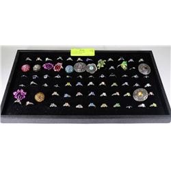 OLD STORE STOCK TRAY OF ASSORTED RINGS