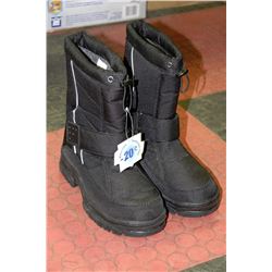 NEW WINTER BOOTS SIZE 8