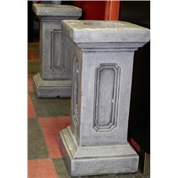 LOT OF 2 CONCRETE PILLARS