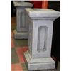 Image 1 : LOT OF 2 CONCRETE PILLARS