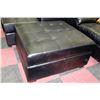 Image 2 : LARGE BLACK LEATHERETTE L SHAPE SECTIONAL WITH