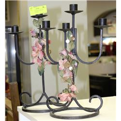 PAIR OF CANDLE HOLDERS ON CHOICE: FLOWERED