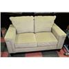 Image 1 : SHOWHOME FABRIC NAILHEAD LOVE SEAT