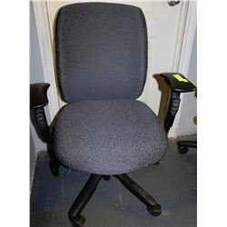 ERGONOMIC FULLY ADJUSTABLE OFFICE CHAIR
