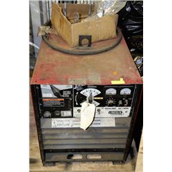 LINCOLN IDEALARC WELDER DC400 3-PHASE  230V