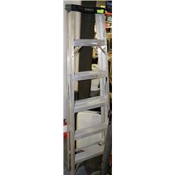 6' FEATHERLITE LADDER