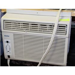 DANBY WINDOW AIR CONDITIONER 12000 BTU