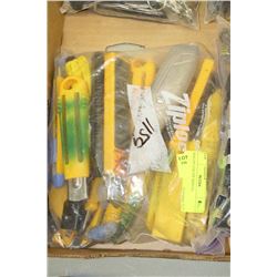 BAG OF UTILTIY KNIVES