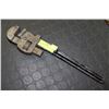Image 1 : VINTAGE MADE IN CANADA 18" PIPE WRENCH