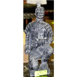 14" KNEELING WARRIOR