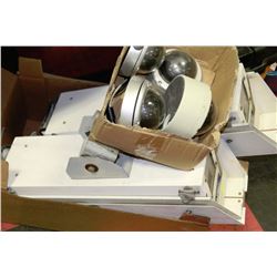 BOX WITH 2 OLD SCHOOL SECURITY CAMERAS AND 4