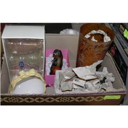 BOX WITH ASSORTED HOME DECOR