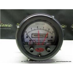 DWYER 3-010C PHOTOHELIC GAUGE