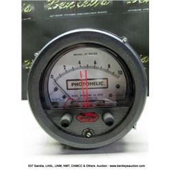 DWYER 3-010C PHOTOHELIC GAUGE