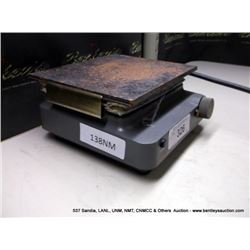 CORNING PC300 LABORATORY HOTPLATE