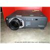 Image 1 : PANASONIC SXGA+7000 PROJECTOR (PS) 71577-S971774