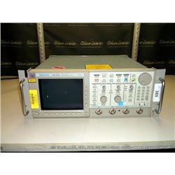 TEKTRONIX TDS640 FOUR CHANNEL DIGITIZING OSCILLOSCOPE 500MHZ (PS) 71781-S752278