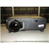 Image 1 : PANASONIC SXGA+7000 PROJECTOR (PS) 71797-S880519
