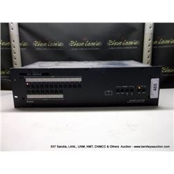 EXTRON CROSSPOINT 300 SWITCHER