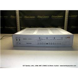 TELTRONIX 1470 NTSC COLOR SYNC & SIGNAL TEST GENERATOR