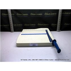 QUARTET 12" PAPER CUTTER