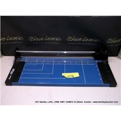 DAHLE CUT CAT 12" PAPER CUTTER (PS) E-078