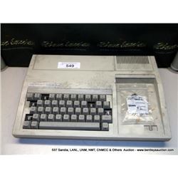 TEXAS INSTRUMENTS COMPUTOR 99/4A