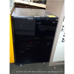 MEDIA CABINET (PS) 71571-S881221