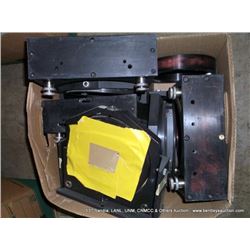 BOX: MISCELLANEOUS OPTICAL ACCESSORIES (PS) E-082