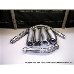 BOX: STAINLESS FLEX HOSE