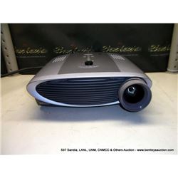 INFOCUS LP530 PROJECTOR