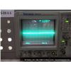 Image 3 : TEKTRONIX 2465A 350MHZ OSCILLOSCOPE