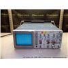 Image 1 : TEKTRONIX 2215A 60MHZ OSCILLOSCOPE