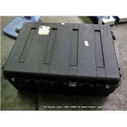 HH BAUER PADDED SHIPPING CASE