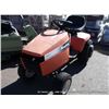 Image 7 : SIMPLICITY LANDLORD HYDRO 18 RIDING LAWNMOWER, 549 HOURS, 2 KEYS