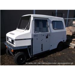 CUSHMAN 898458-9020 GAS INTERNATIONAL TRUCK / VAN MILES 8,746, VIN: 1CUNH2224LL021994, 922 HOURS TIT