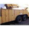 Image 32 : GMC JV77313 CRANE ~ 65,447 MILES VIN: TJV738V579928, 1101 HOURS, VEHICLE CLUB WEIGHT 29,470 LBS, PAY