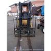Image 3 : CATERPILLAR F50D SA  ELECTRIC FORKLIFT, 5000 LBS MAX CAPACITY, SERIAL # 2MD00120, 1 KEY