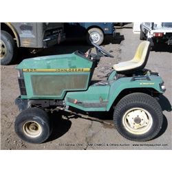 JOHN DEERE 425 ALL WHEEL STEER RIDING LAWNMOWER, 647 HOURS, 1 KEY (PS) 6776