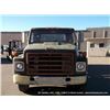 Image 2 : 1983 INTERNATIONAL 1654/S1600 TRUCK ~ 86,675 MILES VIN: 1HTLAHEM8EHA27708, FLATBED, FUEL TANKS TITLE