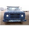 Image 11 : 1975 DODGE D500 FLATBED TRUCK ~ 50,009 MILES VIN: D51EG4J019104, RUNS, MILEAGE SHOWING NO TITLE 1 KE