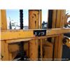 Image 10 : CLARK MODEL 2348144 FORKLIFT, 1,293 HOURS, 15,000 LB CAPACITY W/ SCALE, S/N # 2348144EI98 (PS) 4256