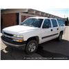 Image 1 : 2004 CHEVROLET 1500 SUBURBAN~ 218,969 MILES VIN: 3GNEC16Z44G296917, 2WD, RUNS, 5.3L V8 OHV 16V FFV, 