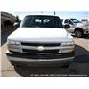 Image 8 : 2004 CHEVROLET 1500 SUBURBAN~ 218,969 MILES VIN: 3GNEC16Z44G296917, 2WD, RUNS, 5.3L V8 OHV 16V FFV, 