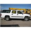 Image 9 : 2004 CHEVROLET 1500 SUBURBAN~ 218,969 MILES VIN: 3GNEC16Z44G296917, 2WD, RUNS, 5.3L V8 OHV 16V FFV, 