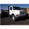 Image 3 : 2000 INTERNATIONAL 4700 T444E TRUCK ~ 133,328 MILE VIN: 1HTSCABM3YH327353, FLATBED, RUNS, 4X2, 7.3L 
