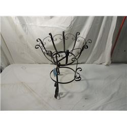 ANTIQUE VINTAGE BLACK WROUGHT IRON PLANT STAND