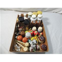SALT PEPPER COLLECTION LOT VINTAGE ANTIQUE WOOD