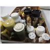 Image 4 : SALT PEPPER COLLECTION LOT VINTAGE ANTIQUE WOOD